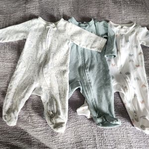 Bundle of Carter's Footie Pajama 0-3